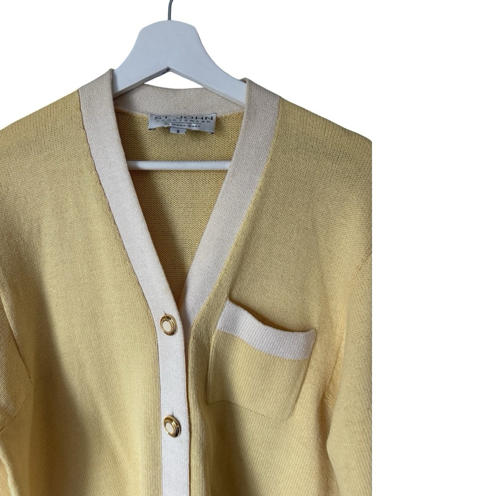 St John Sportswear sz small butter yellow/off white enamel/gold buttons womens - Picture 2 of 3